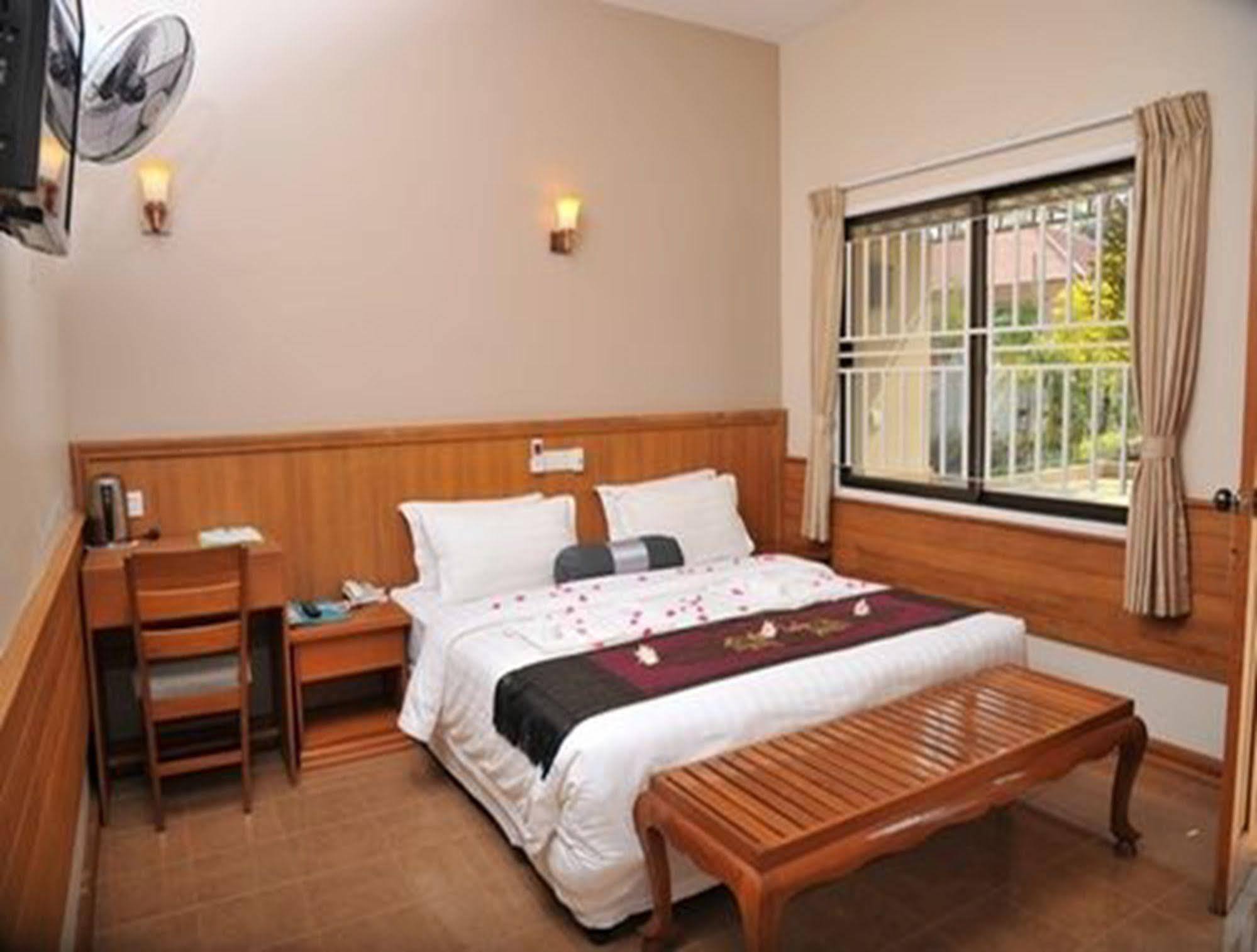Royal Green Hotel Pyin Oo Lwin Buitenkant foto