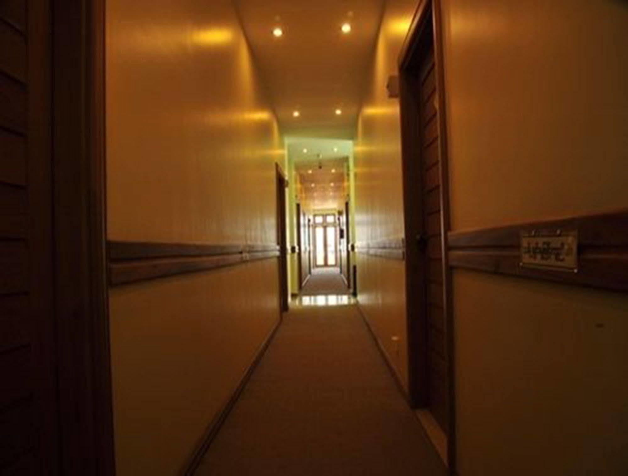 Royal Green Hotel Pyin Oo Lwin Buitenkant foto