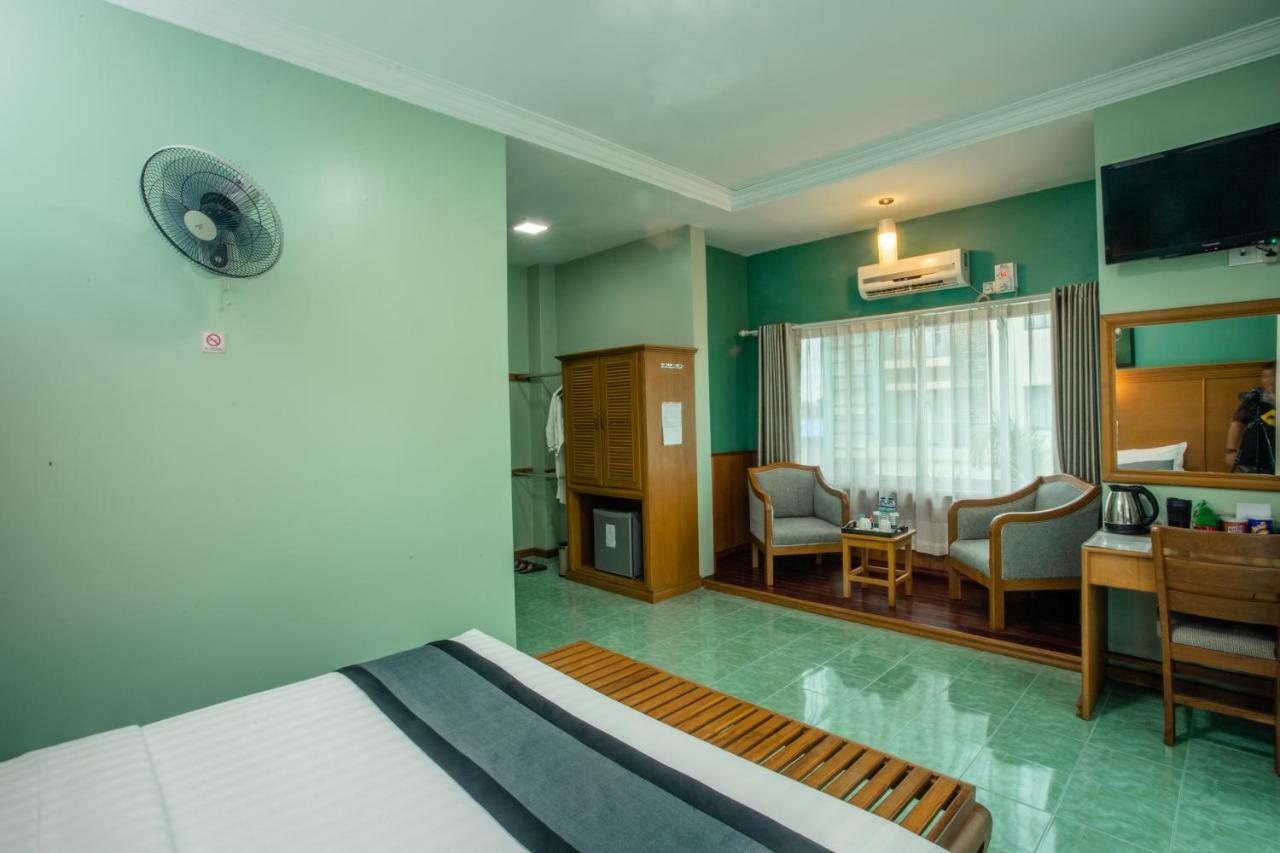 Royal Green Hotel Pyin Oo Lwin Buitenkant foto